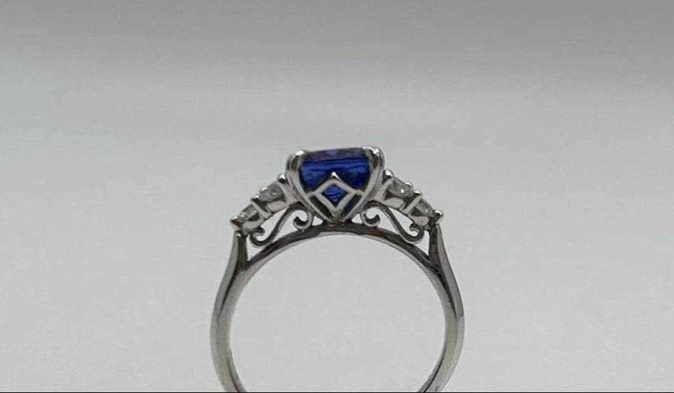 18ct White Gold Tanzanite and Diamond Ring