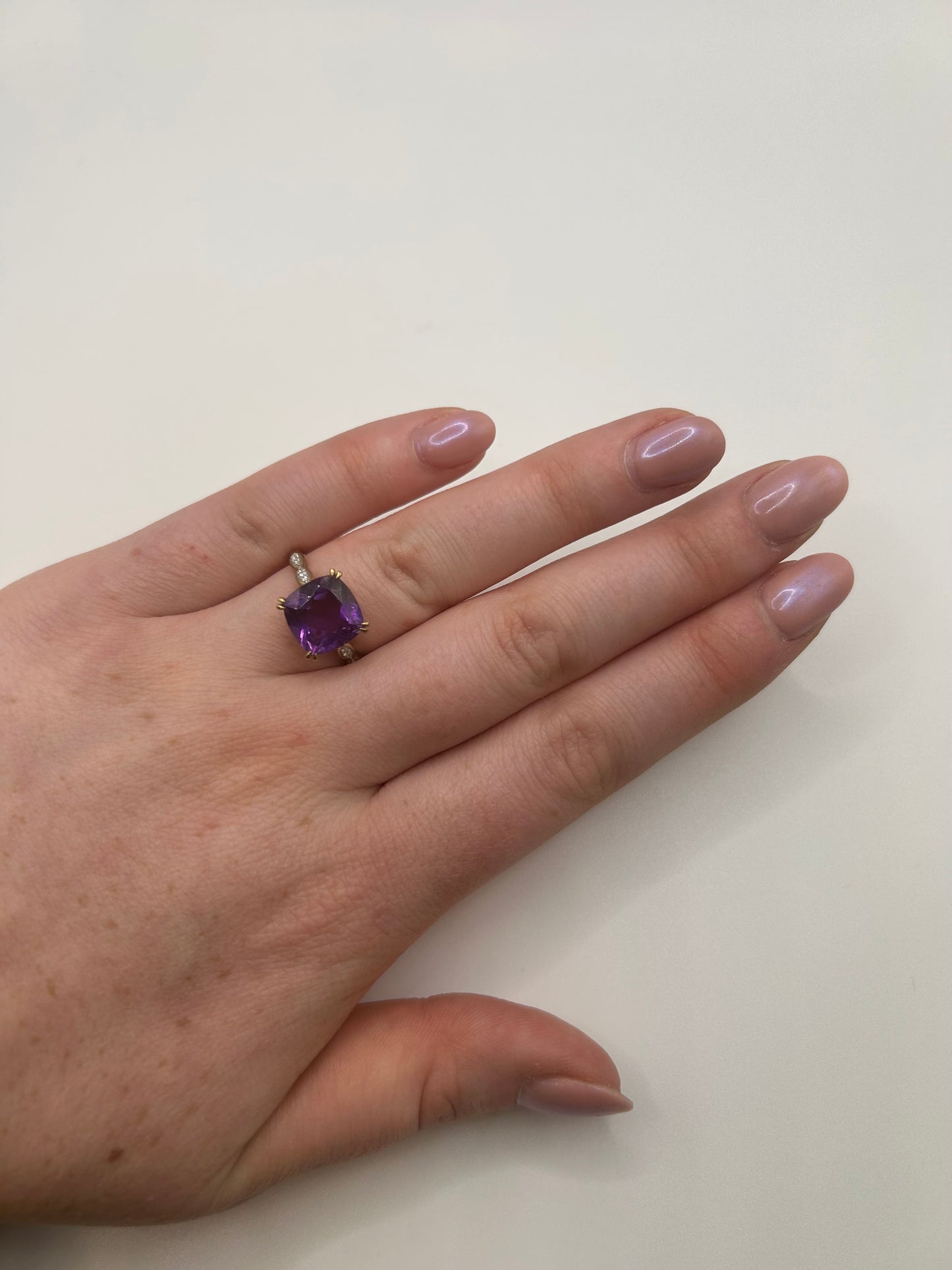 9ct Yellow Gold Amethyst and Diamond Ring