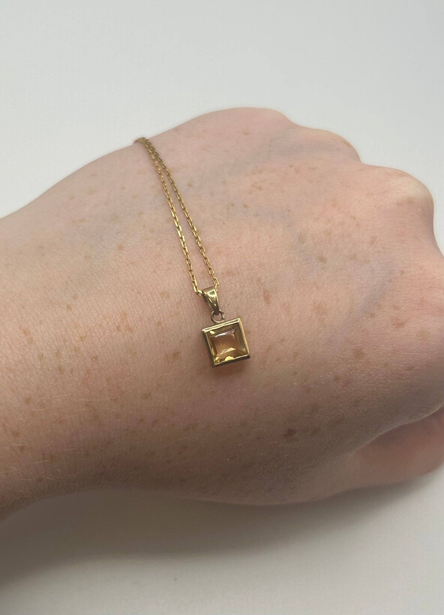 9ct Yellow Gold Princess Cut Citrine Necklace