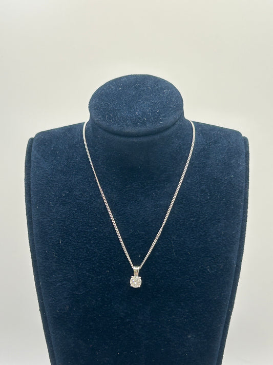 18ct White Gold Round Cut Diamond Necklace