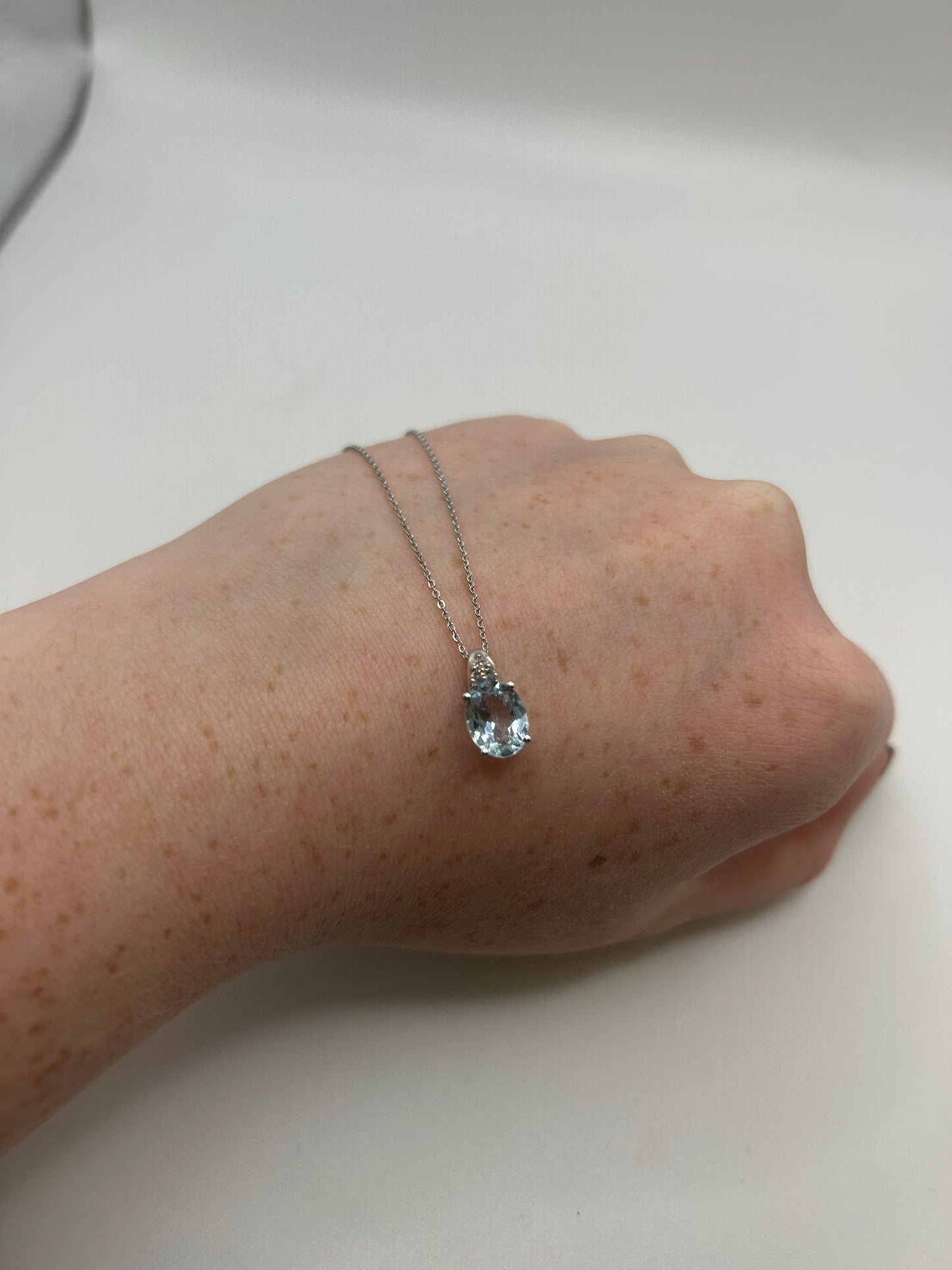 9ct White Gold Oval Cut Aquamarine and Diamond Necklace